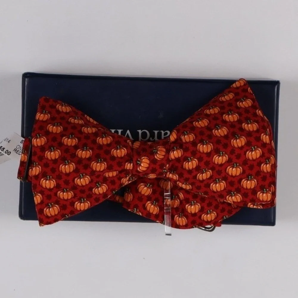 Vineyard Vines Bow Tie Pumpkin Fall Red Silk OS NWT